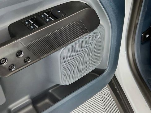 New 2025 Ford Maverick XL w/ Equipment Group 102A image 13