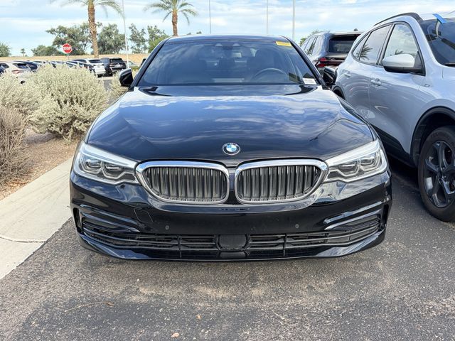 Used 2019 BMW 540i w/ Executive Package RWD image 2