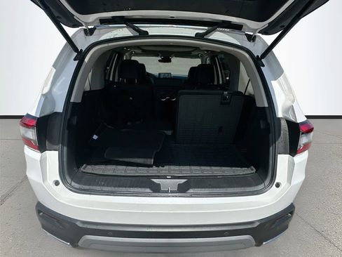 Used 2025 Honda Pilot Elite image 25