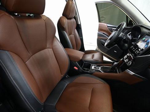 Used 2023 Subaru Forester Touring image 28