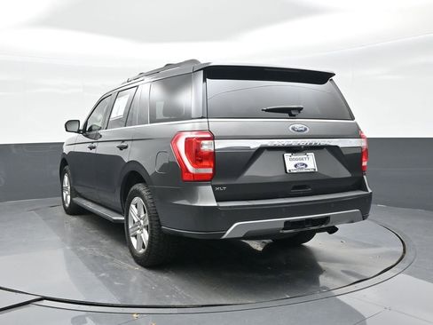 Certified 2018 Ford Expedition XLT w/ Equipment Group 202A image 4