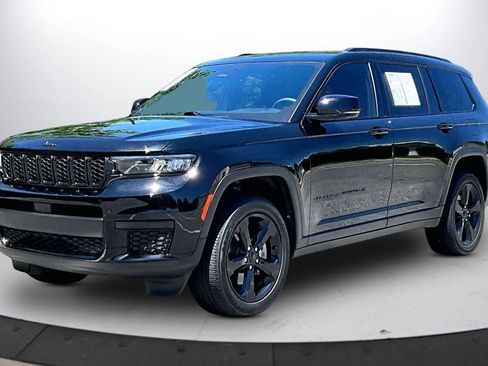 Used 2023 Jeep Grand Cherokee L Laredo AWD/4WD image 4