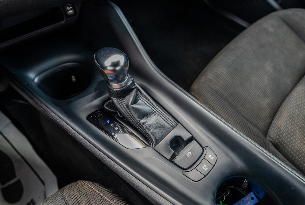 Used 2018 Toyota C-HR XLE FWD image 22