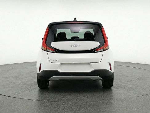 Used 2025 Kia Soul LX w/ LX Technology Package FWD image 7