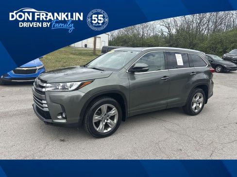 Used 2019 Toyota Highlander Limited image 1