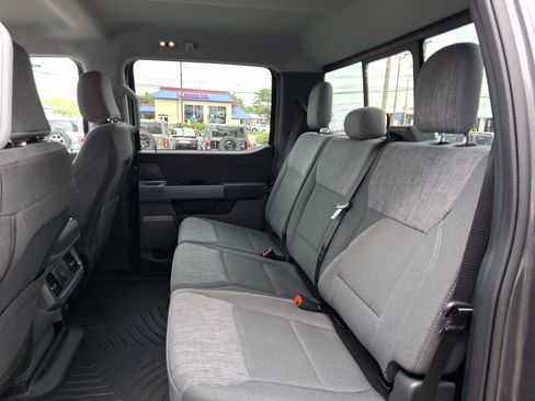 Used 2025 Ford F250 XLT w/ Black Appearance Package AWD/4WD image 11