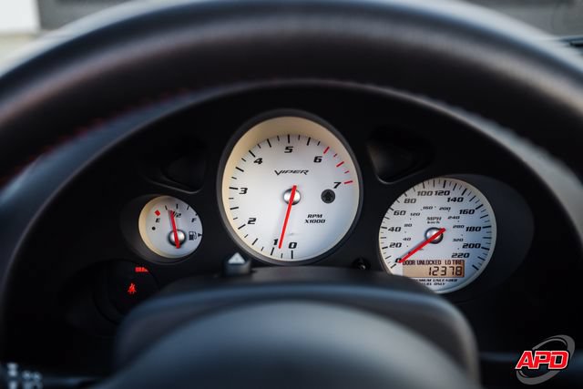 Used 2005 Dodge Viper SRT-10 w/ Mamba Edition Group RWD image 9