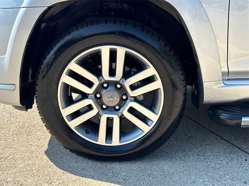 Used 2022 Toyota 4Runner TRD Sport image 9