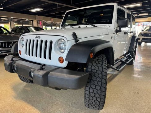 Used 2012 Jeep Wrangler Unlimited Sport w/ Connectivity Group AWD/4WD image 3