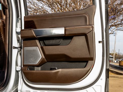 Used 2023 Ford F350 King Ranch w/ Chrome Package image 35