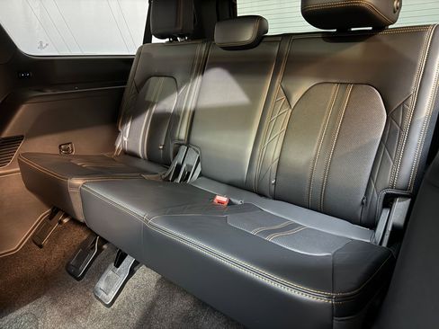 Used 2023 Ford Expedition Max Platinum image 47