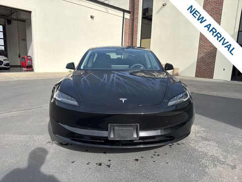 Used 2024 Tesla Model 3 Long Range AWD/4WD image 2
