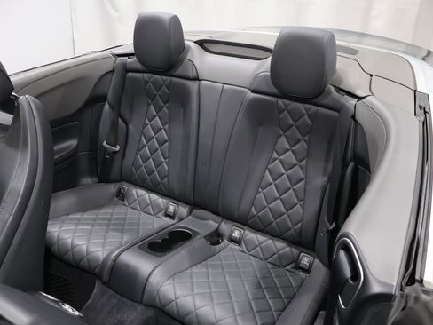 Used 2018 Mercedes-Benz E 400 4MATIC Cabriolet image 23