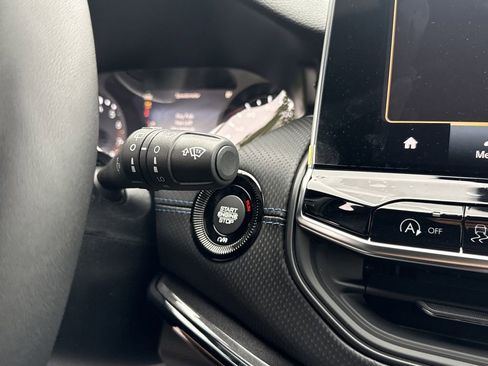 New 2026 Jeep Compass Limited image 23