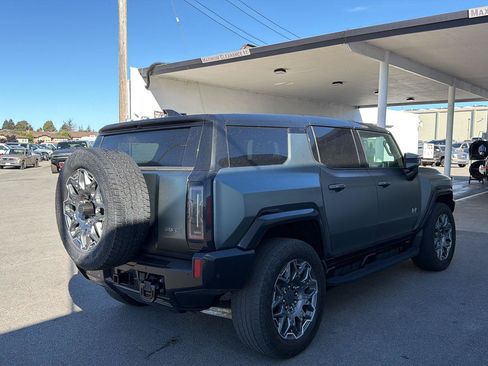 Used 2024 GMC Hummer EV 3X AWD/4WD image 4