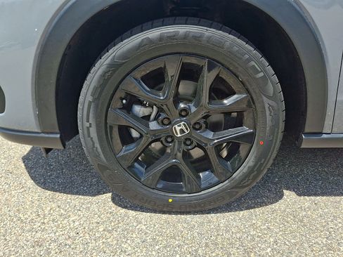 Certified 2024 Honda HR-V Sport image 9