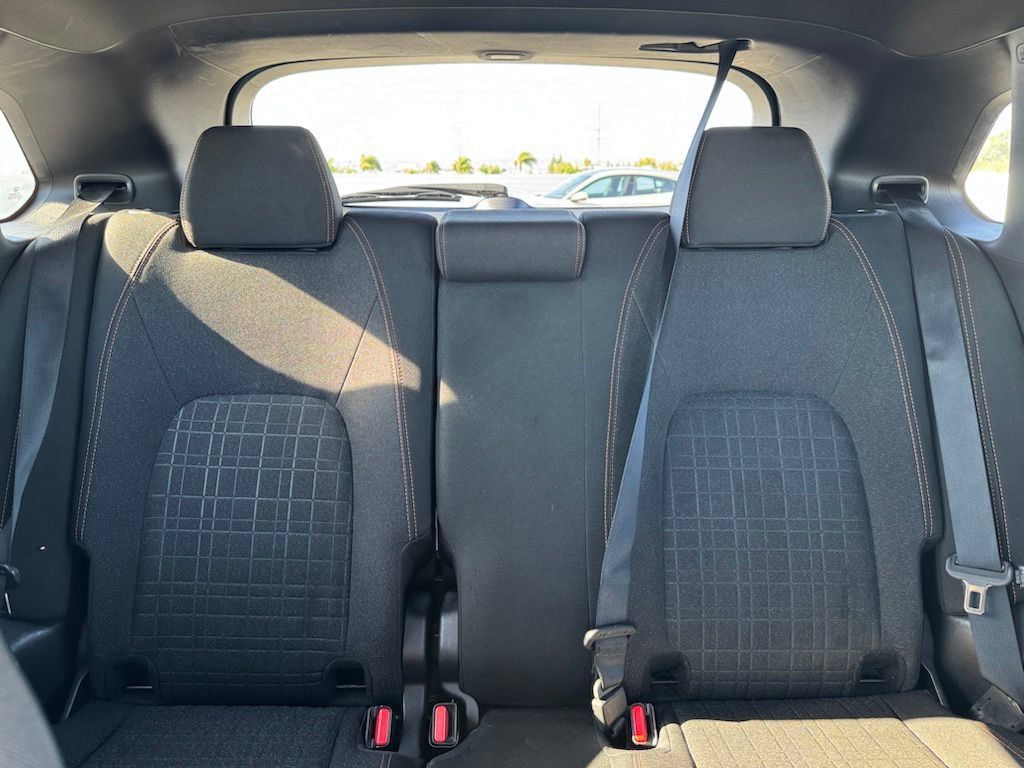 Used 2023 Honda HR-V Sport image 17