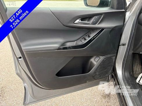 Used 2026 Chevrolet Equinox LT w/ Convenience Package II image 11