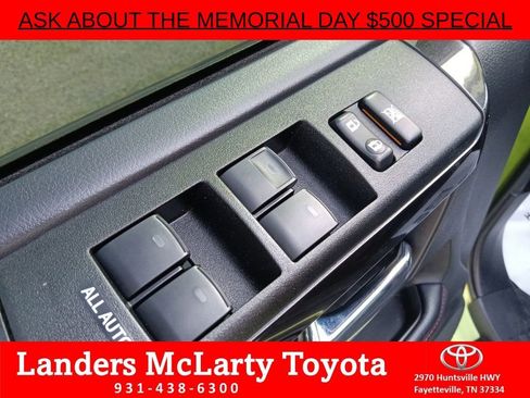Used 2023 Toyota 4Runner TRD Off-Road Premium w/ Moonroof Package AWD/4WD image 12