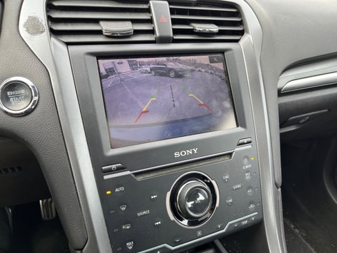 Used 2013 Ford Fusion Titanium w/ Titanium Driver Assist Pkg image 17