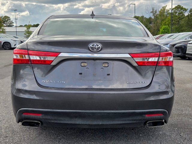 Used 2014 Toyota Avalon Limited w/ Technology Package FWD image 4
