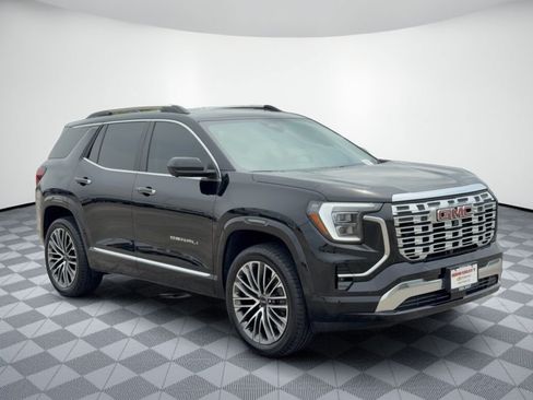 Certified 2026 GMC Terrain Denali w/ LPO, Floor Liner Package AWD/4WD image 7