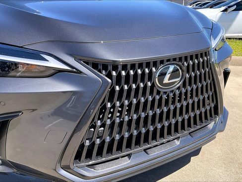 Used 2025 Lexus NX 250 FWD w/ Accessory Package (2T) image 27