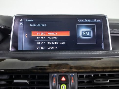 Used 2019 BMW X6 sDrive35i w/ Executive Package RWD image 25