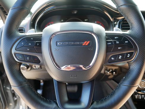 Used 2025 Dodge Durango GT AWD/4WD image 25