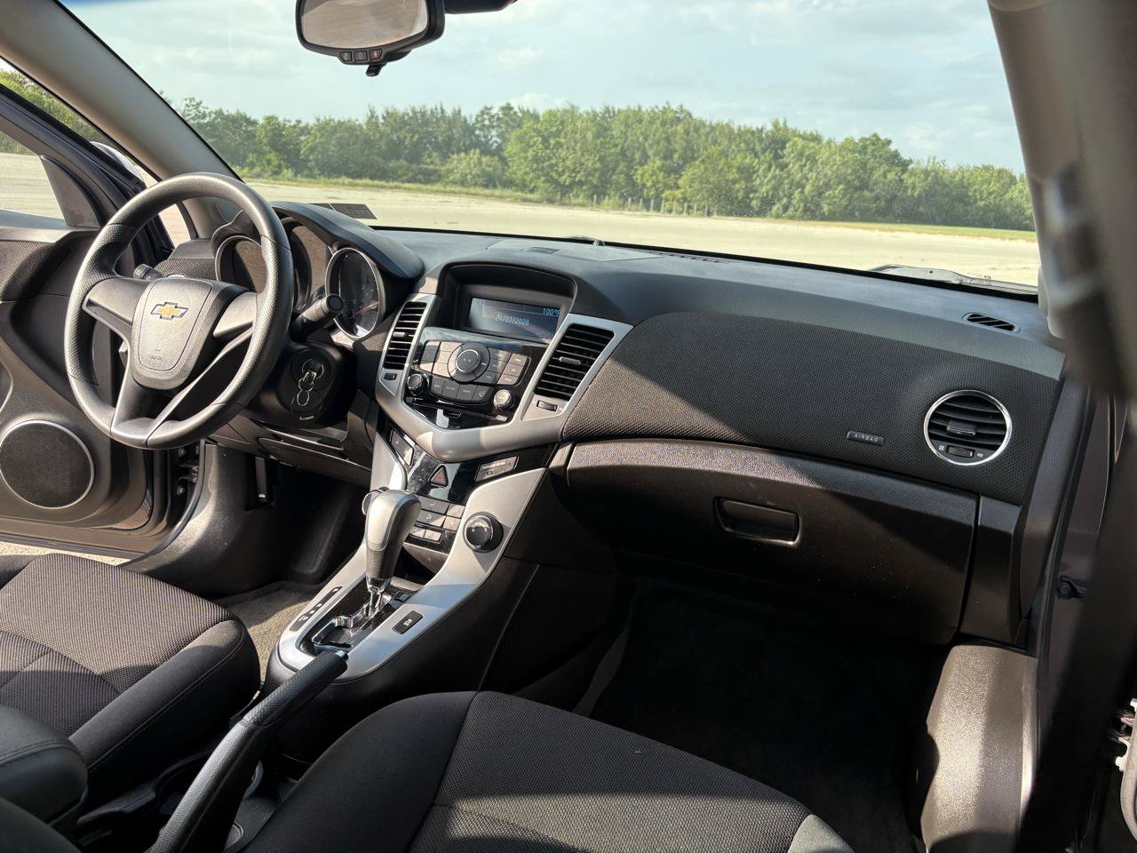 Used 2011 Chevrolet Cruze LT FWD image 36