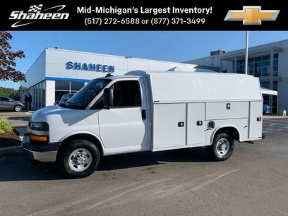 New 2025 Chevrolet Express 3500 w/ Power Convenience Package