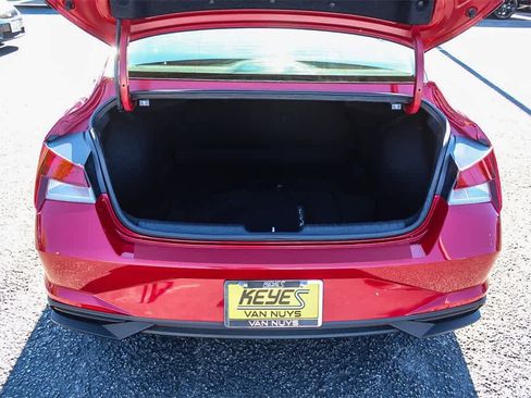 Certified 2023 Hyundai Elantra SEL w/ Convenience Package image 34