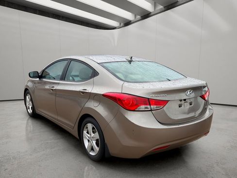 Used 2013 Hyundai Elantra GLS FWD image 3