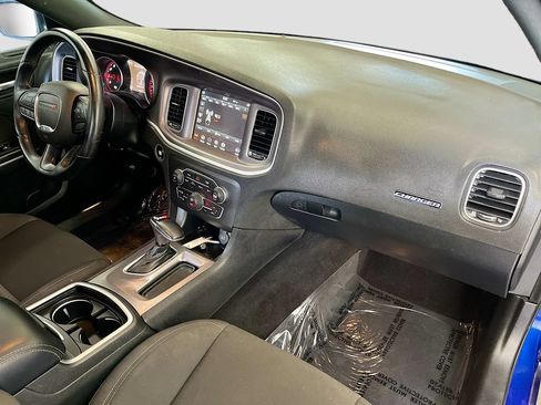 Used 2022 Dodge Charger GT AWD/4WD image 27