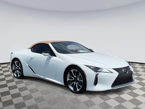 Used 2022 Lexus LC 500 Convertible w/ Touring Package RWD image 2