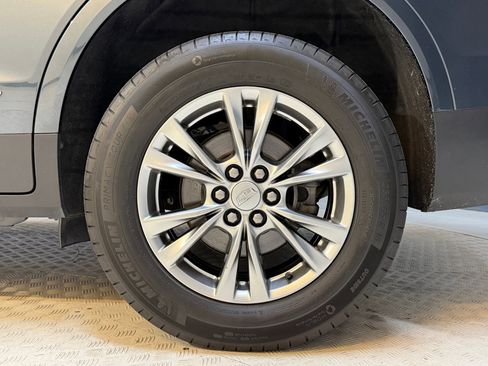 Used 2020 Cadillac XT5 Premium Luxury FWD image 12