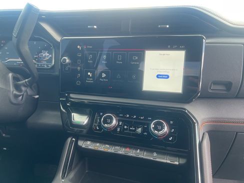 Used 2025 GMC Sierra 2500 AT4 w/ AT4 Premium Plus Package image 19