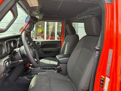 Certified 2023 Jeep Wrangler Unlimited w/ Cold Weather Group AWD/4WD image 16