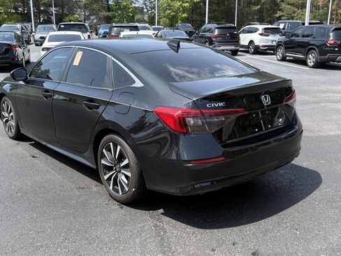Certified 2024 Honda Civic EX image 9