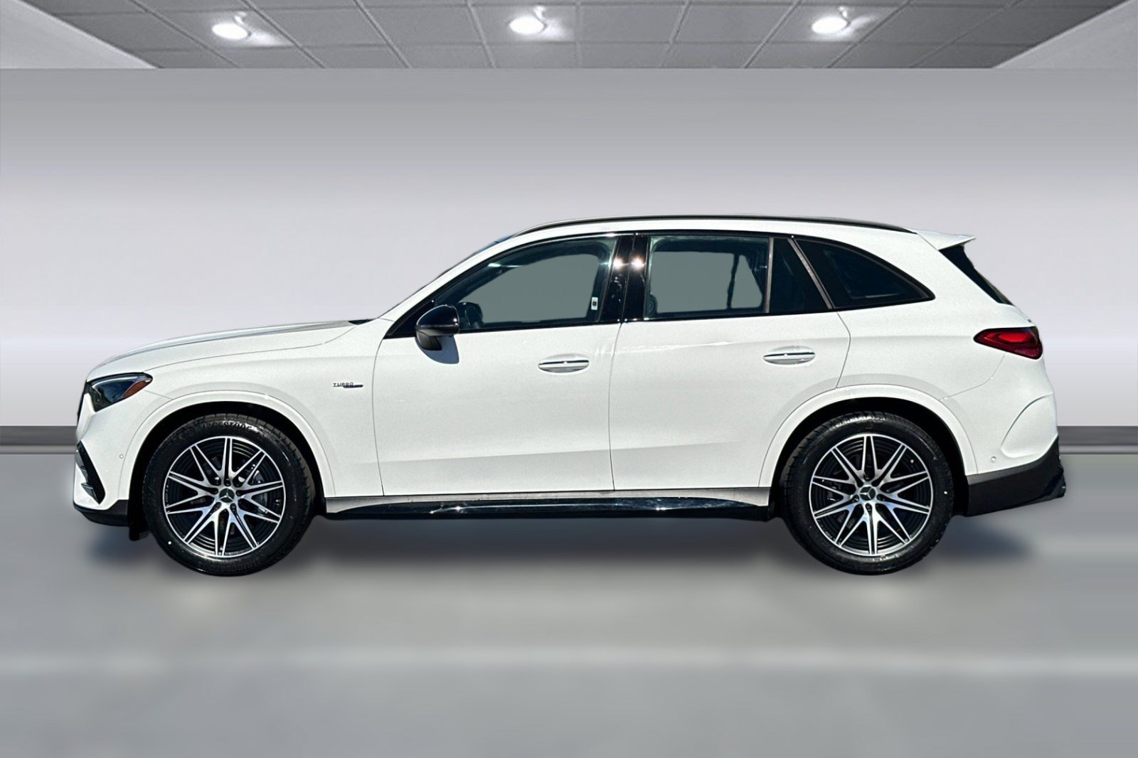 Certified 2025 Mercedes-Benz GLC 43 AMG 4MATIC image 2