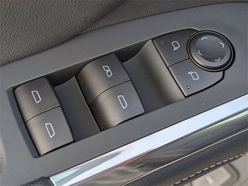 New 2026 Chevrolet Traverse LT image 19