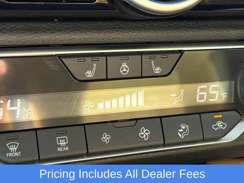 Used 2025 Nissan Sentra SV w/ SV Premium Package FWD image 15
