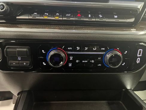 Used 2024 Chevrolet Silverado 1500 RST w/ Convenience Package II AWD/4WD image 37