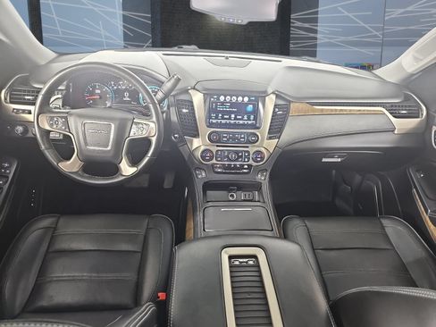 Used 2019 GMC Yukon Denali w/ Denali Ultimate Package AWD/4WD image 15
