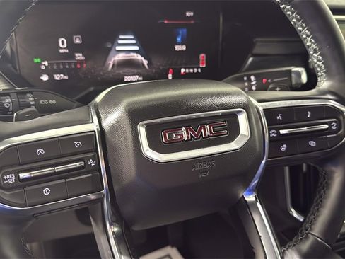 Used 2025 GMC Acadia Elevation image 23