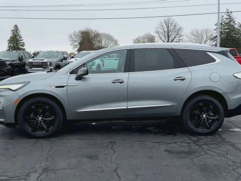 Certified 2023 Buick Enclave Essence w/ Experience Buick Package image 5