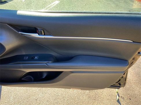 Used 2019 Toyota Camry XSE image 36