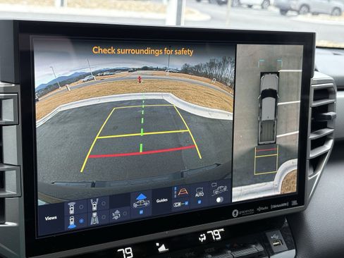 Used 2024 Toyota Tundra Limited image 23