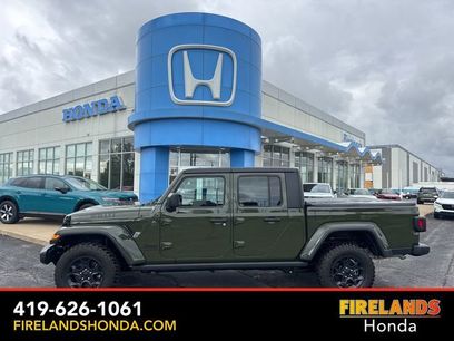 Used 2023 Jeep Gladiator Sport