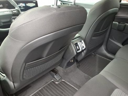 New 2026 Kia Sorento LX FWD image 10